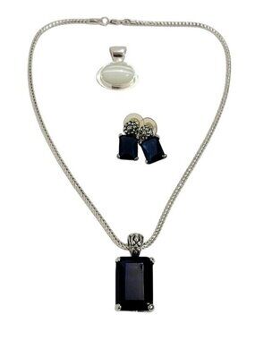 Vintage  Blue Pendant Necklace Earring Set Pearl Pendant